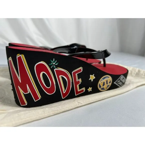 Brighton Platform Thongs 10 Black Red Walking Shoes Sandals Dustbag