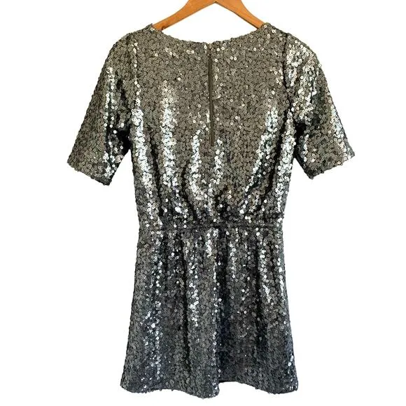 Broadway &amp; Broome Sequin Metallic Short Sleeve Boat Neck Mini Dress Silver 0