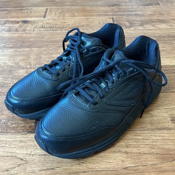 Brooks Addiction Walker Athletic Shoes Black Leather Slip Resistant Men Size 10