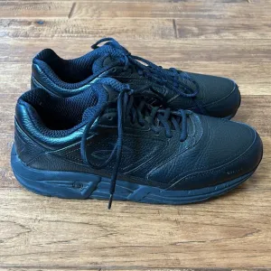 Brooks Addiction Walker Athletic Shoes Black Leather Slip Resistant Men Size 10