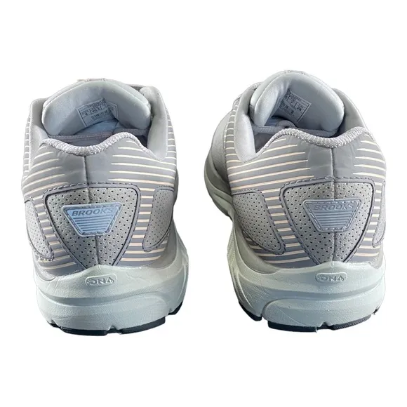 BROOKS Addiction Walker Suede Women's Walking Shoes Size 9 WIDE *Clean* Sneakers