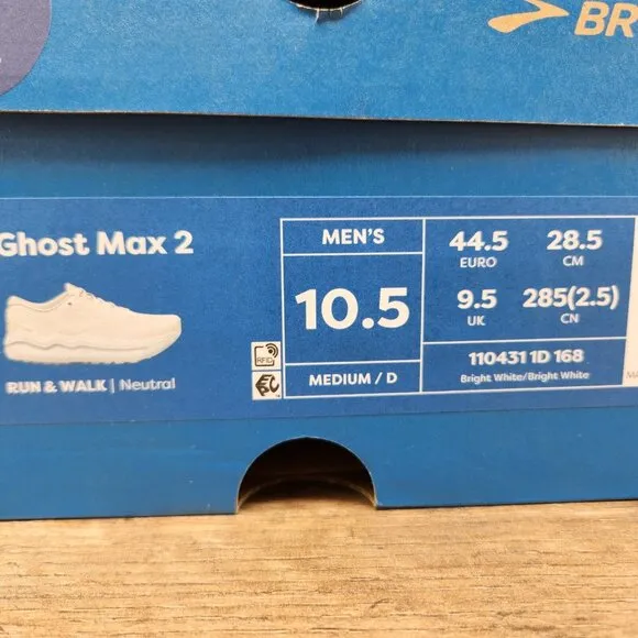 Brooks Ghost Max 2 Size 10.5 Mens Bright White Casual Walking Running Shoes