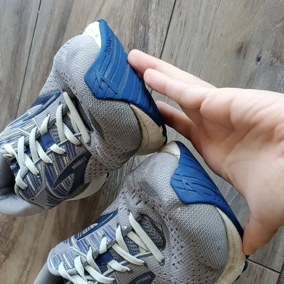 Brooks Mens Adrenaline GTS 19 Trainer Running Sneakers Shoes sz 11.5 Medium D