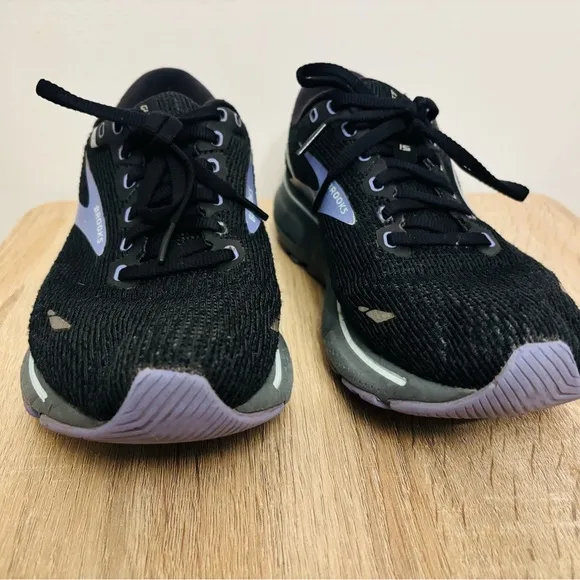 Brooks Women's Black and Purple Running Shoes