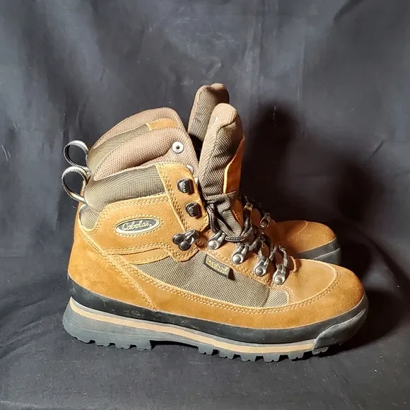 Cabelas Hiking Boots