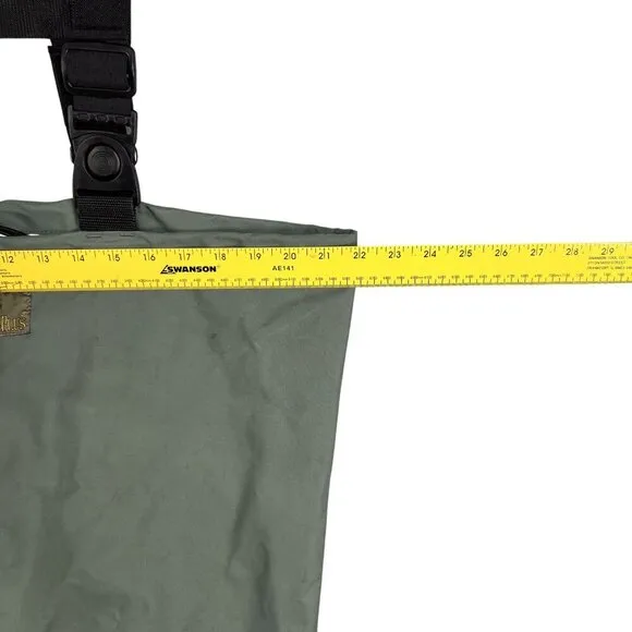 Cabelas Mens 9 Dry-Plus Chest Waders Adjustable Straps Attached Boots Waterproof