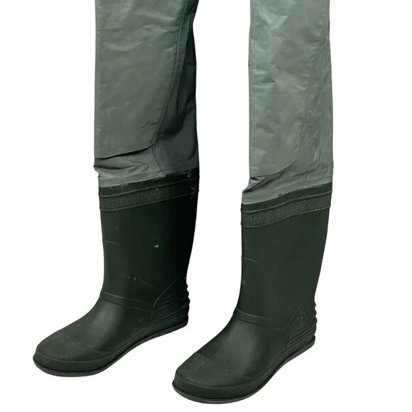 Cabelas Mens 9 Dry-Plus Chest Waders Adjustable Straps Attached Boots Waterproof