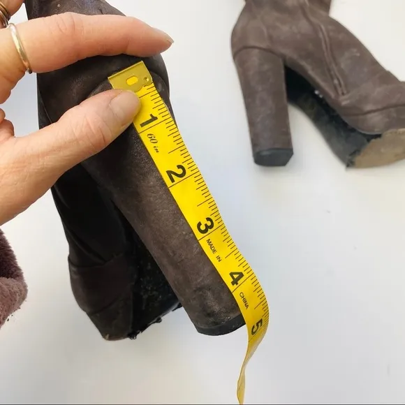 Calvin Klein Y2K brown pebbled leather platform boots