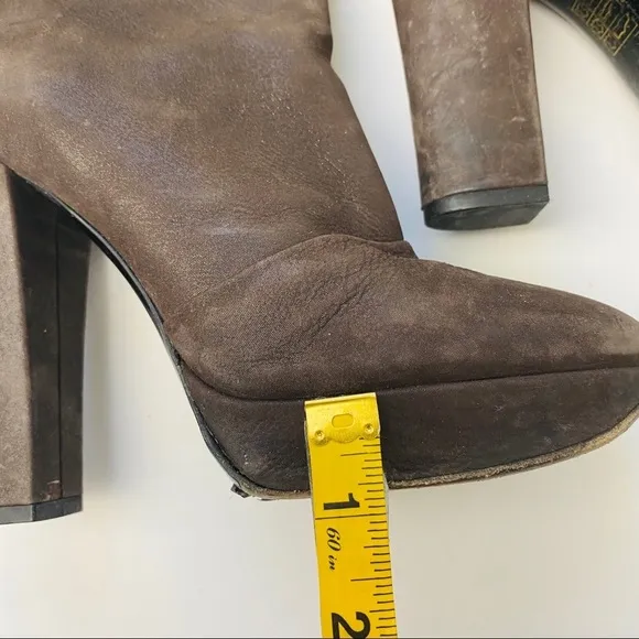 Calvin Klein Y2K brown pebbled leather platform boots