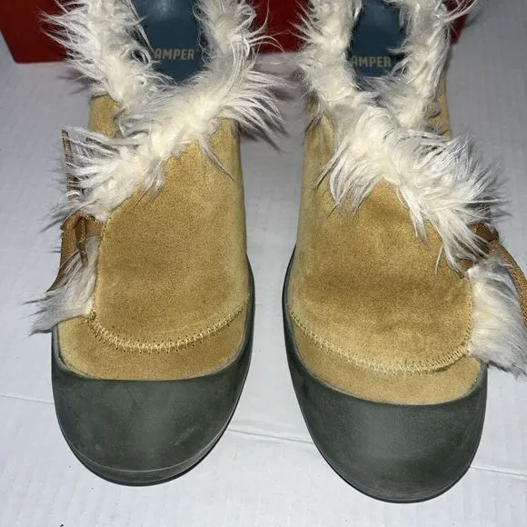 CAMPER Minie Musgo Tan  Suede  Faux Fur Trim and Bow Shoe Size 10 NWB