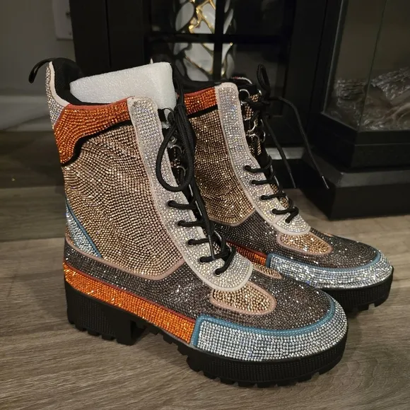 Cape Robbin Kingston Combat Boots for Women, Platform Boots Chunky Block heel