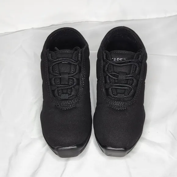 Capezio DS03 Black Lace-Up Canvas Dansneaker Dance Sneaker | Adult Size 3.5