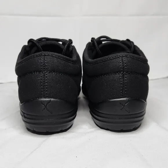 Capezio DS03 Black Lace-Up Canvas Dansneaker Dance Sneaker | Adult Size 3.5