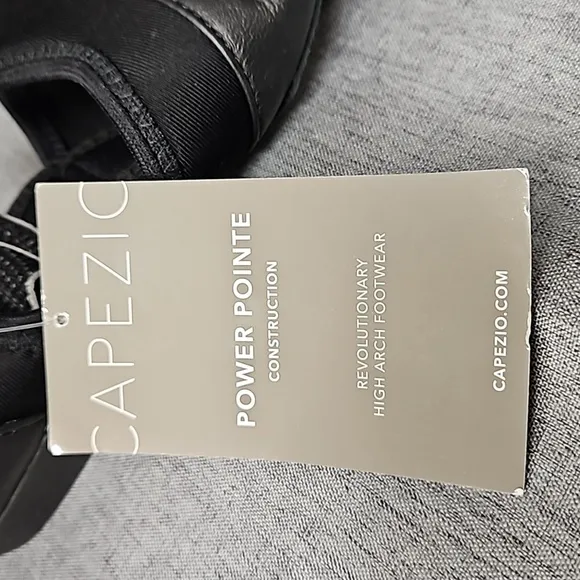 Capezio Pedini Femme Dance Shoes, Black, Size 6M Lot #700