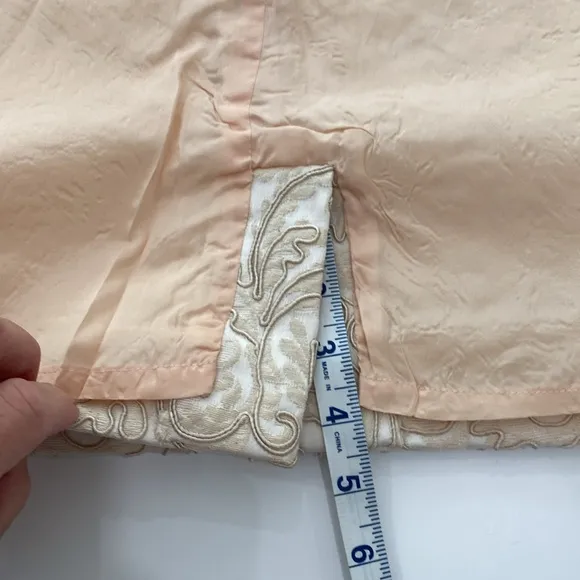Carmen Marc Valvo cream embroidered pencil skirt elegant timeless wedding size 6