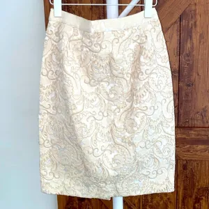 Carmen Marc Valvo cream embroidered pencil skirt elegant timeless wedding size 6