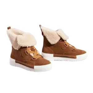 CECELIA NEW YORK Julie Wedge Sneaker Boots in honey 7.5