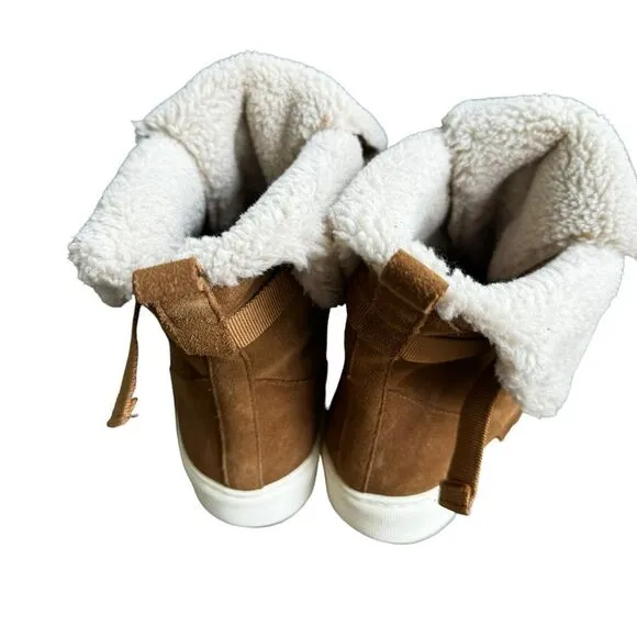 CECELIA NEW YORK Julie Wedge Sneaker Boots in honey 7.5