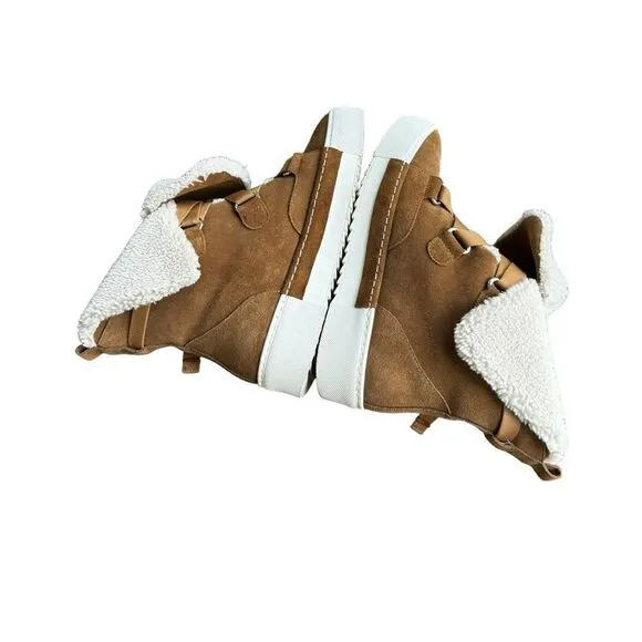 CECELIA NEW YORK Julie Wedge Sneaker Boots in honey 7.5