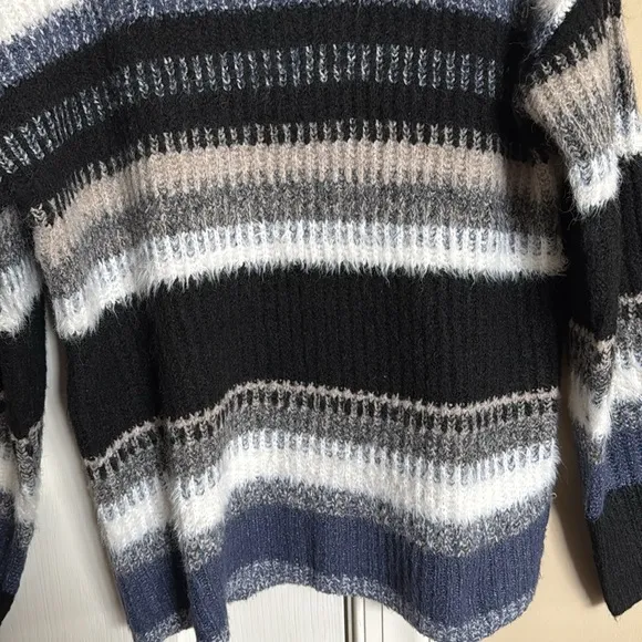 CHARLIE B Women's Marine Navy L/S Cowl Neck Striped Sweater Soft Size Large NEW