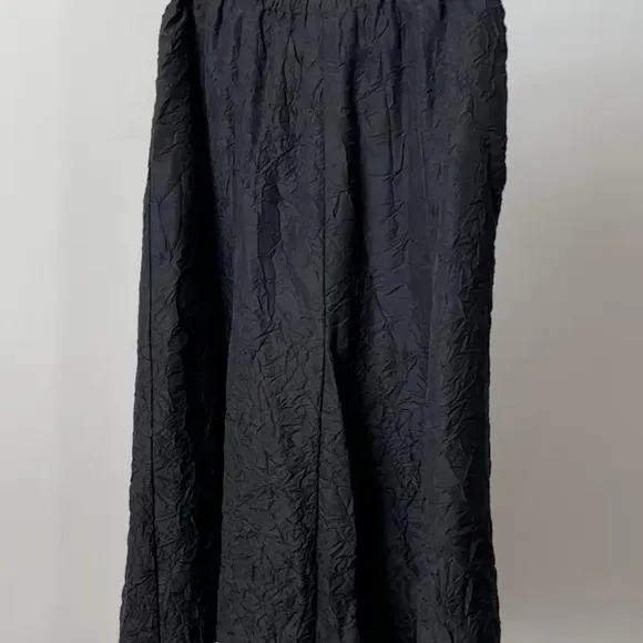 Chic Black Crushed Silk A-Line Skirt Midi Length Size-Small~ Designer Style