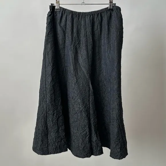 Chic Black Crushed Silk A-Line Skirt Midi Length Size-Small~ Designer Style