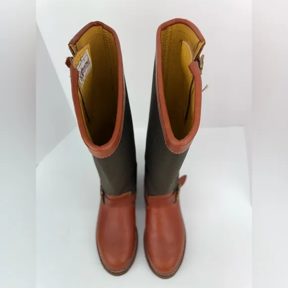 Chippewa size 8.5 Women’s Brown Leather Field Hunting Snake Boots Style L23913