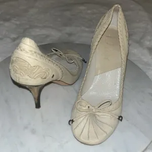 CHRISTIAN DIOR SHOES