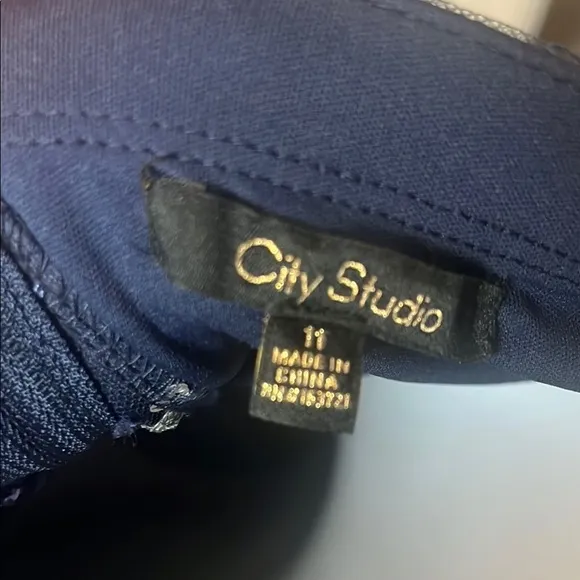 CITY STUDIO PROM Blue Sequin Embellished Sheath Full Length Dress side slit. EUC