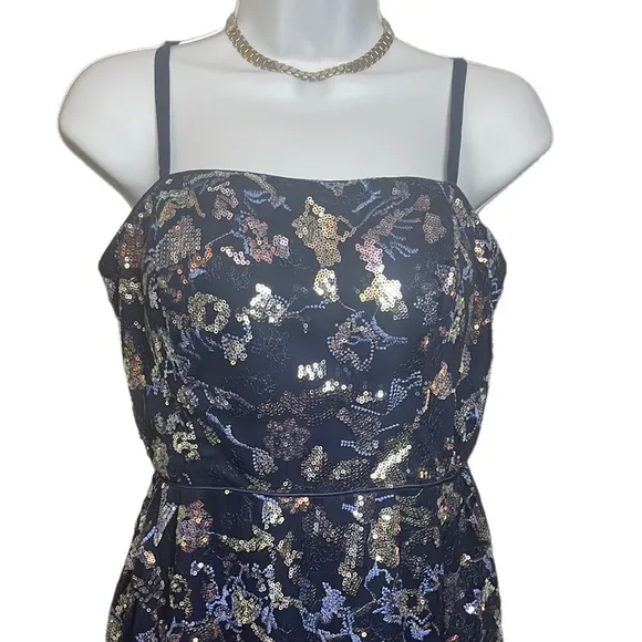 CITY STUDIO PROM Blue Sequin Embellished Sheath Full Length Dress side slit. EUC
