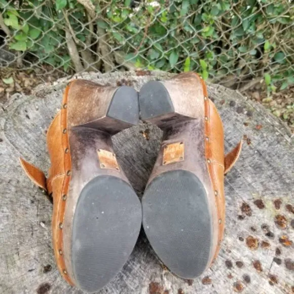 CLARA CAMPUS&quot; Wooden Clogs By Frye Shoes Sz 7