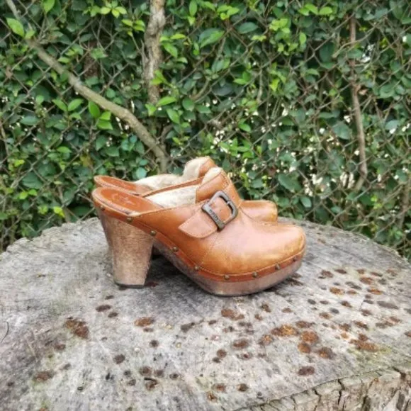 CLARA CAMPUS&quot; Wooden Clogs By Frye Shoes Sz 7