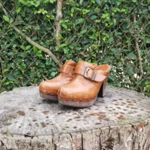 CLARA CAMPUS&quot; Wooden Clogs By Frye Shoes Sz 7