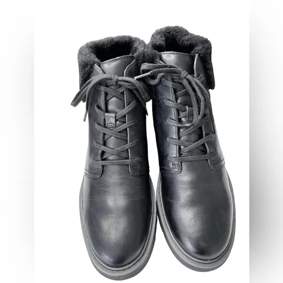 Clarks Andie Go Ankle Boots Black Leather Faux Fur Cuff  Womens Boot Sz 7.5 NEW