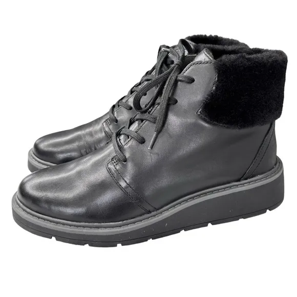 Clarks Andie Go Ankle Boots Black Leather Faux Fur Cuff  Womens Boot Sz 7.5 NEW