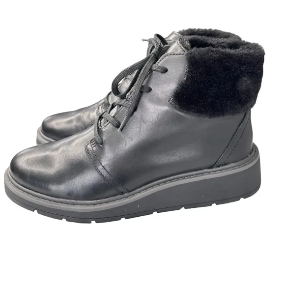 Clarks Andie Go Ankle Boots Black Leather Faux Fur Cuff  Womens Boot Sz 7.5 NEW
