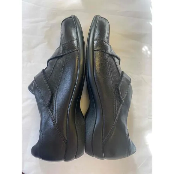 Clarks Black Women Breathable Comfort Cushioned Round Toe Shoe 8.5W