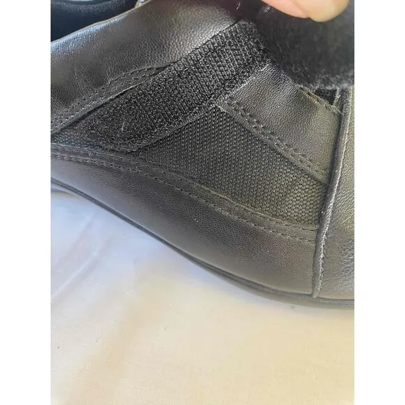 Clarks Black Women Breathable Comfort Cushioned Round Toe Shoe 8.5W
