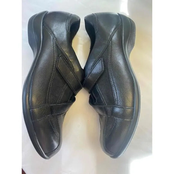 Clarks Black Women Breathable Comfort Cushioned Round Toe Shoe 8.5W
