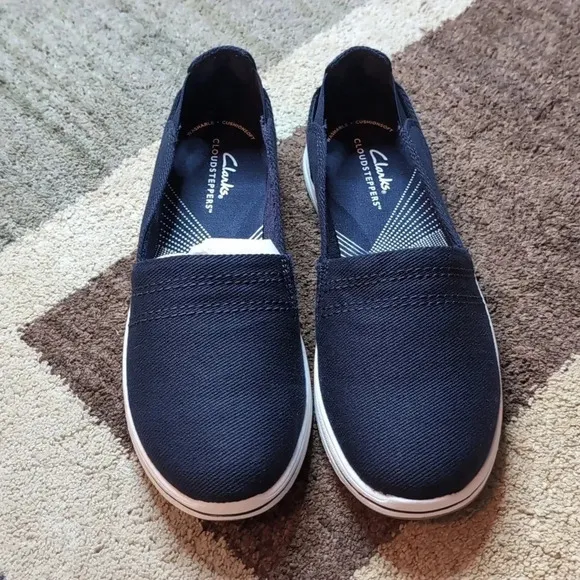 Clarks Cloudsteppers Breeze Step Women's Slip-On Shoes