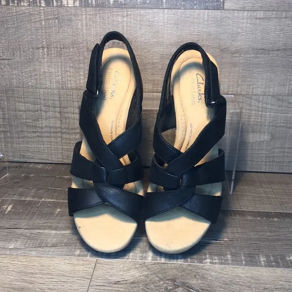 Clarks - Giselle Beach “Black Leather”