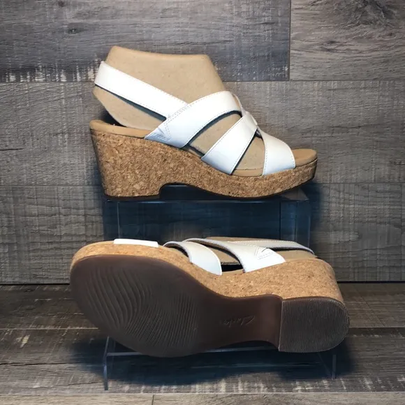 Clarks - Giselle Beach “White Leather”