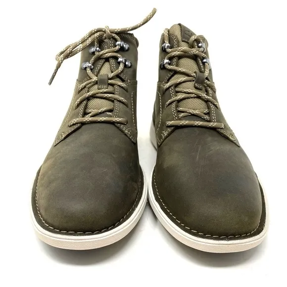 Clarks Larvik Mid Olive Leather Boots