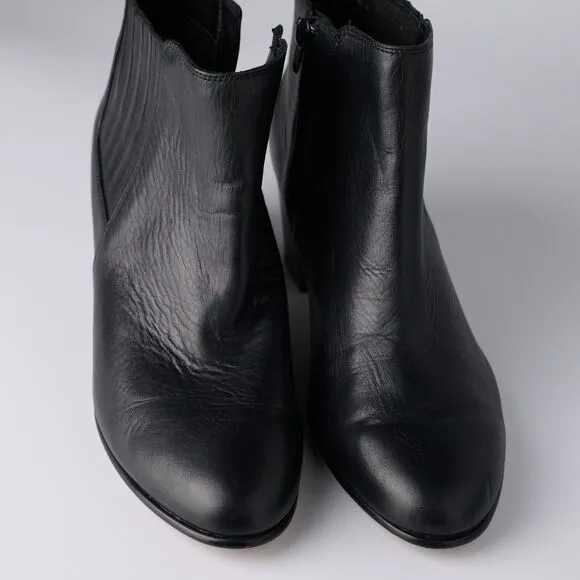 Clarks Maypearl Tulsa Women's US 8.5M Bootie Black Leather Side Zip Ankle Boot