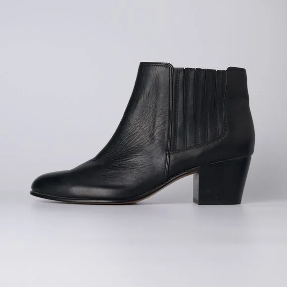 Clarks Maypearl Tulsa Women's US 8.5M Bootie Black Leather Side Zip Ankle Boot
