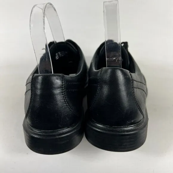 Clarks Oxford Men's 8.5 Black Leather Slip-On Low Square Toe Formal Dress Shoes