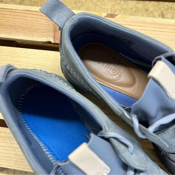 Clark’s Trigenic Walking Shoes Size 11M - (A052)
