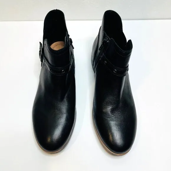 Clarks Trish Chelsea Black leather Booties Ankle boots Women's Size 9