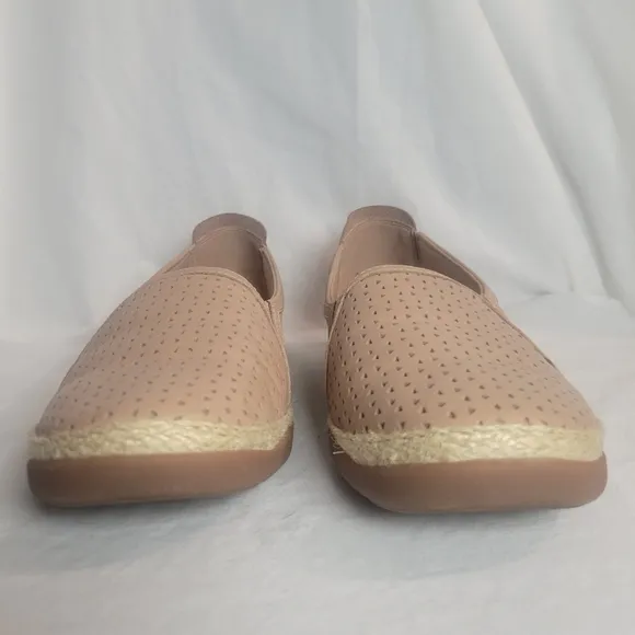 Clarks Women's Elaina Ruby Warm Beige Slip On Espadrilles 9.5W