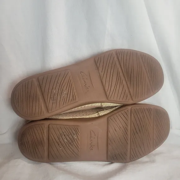 Clarks Women's Elaina Ruby Warm Beige Slip On Espadrilles 9.5W